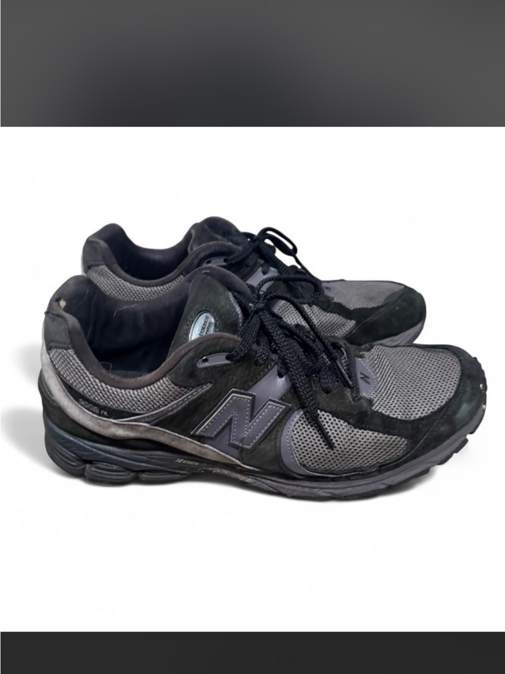 New Balance Men's Black and Gray Athletic Running Shoes